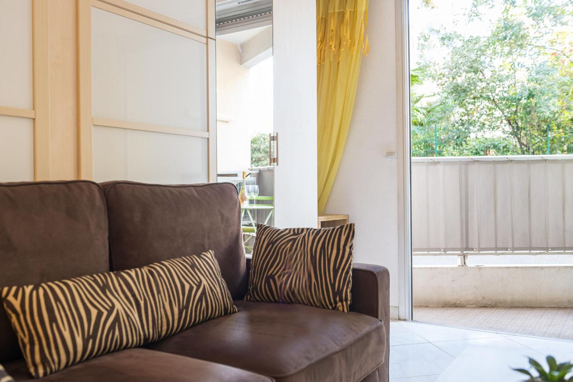 Cosy Studio - Residence Front De Mer - Menton Exteriér fotografie